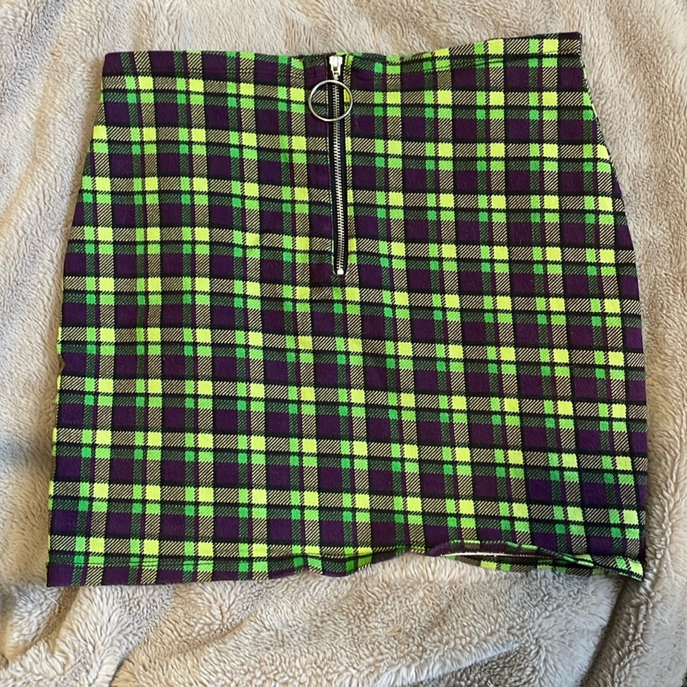 Stretch mini pencil skirt